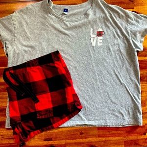 Super cute PJ Set! Old Navy Brand Size: XXL